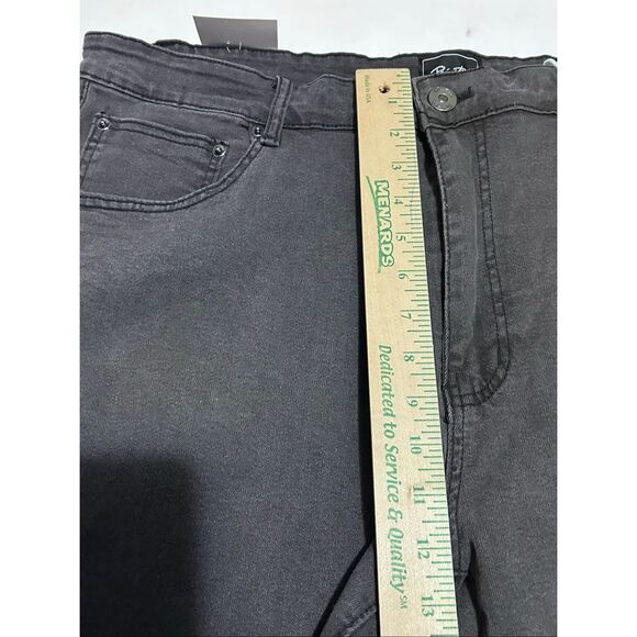 Primitive Skateboarding Jeans Men’s 42x30 Straight Fit Denim Washed Grey NEW - Picture 7 of 13